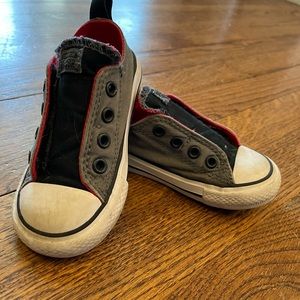 Converse kids sneaker, Velcro closure, used